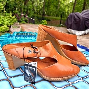 Women's sandals